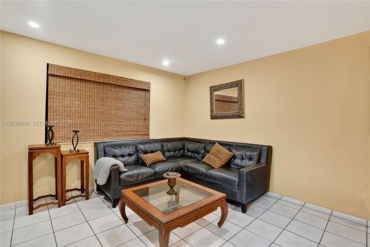 14250 SW 94th Cir Ln, Unit 104-31, Miami, FL 33186 Photo