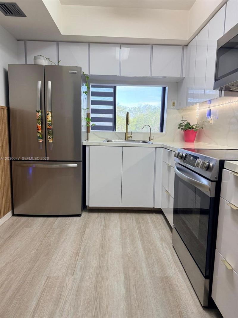9420 W Flagler St , Unit 309, Miami, FL 33174 Photo
