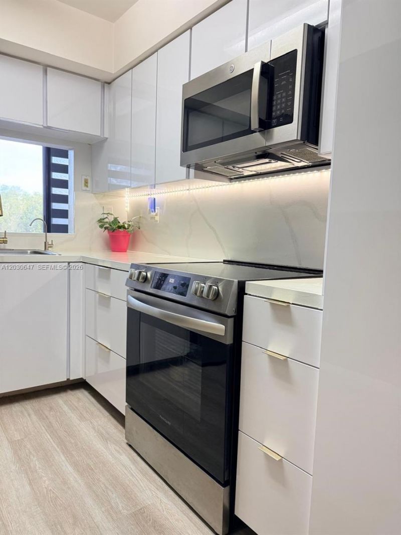 9420 W Flagler St , Unit 309, Miami, FL 33174 Photo