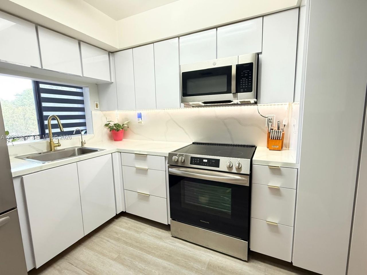 9420 W Flagler St , Unit 309, Miami, FL 33174 Photo