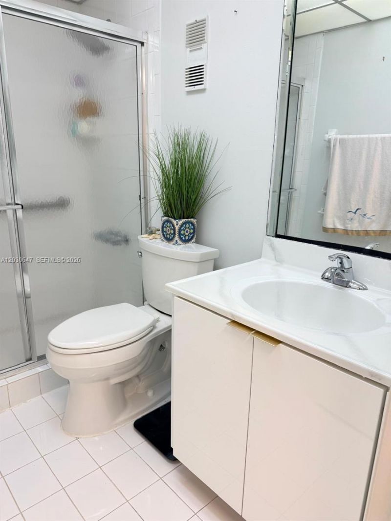 9420 W Flagler St , Unit 309, Miami, FL 33174 Photo