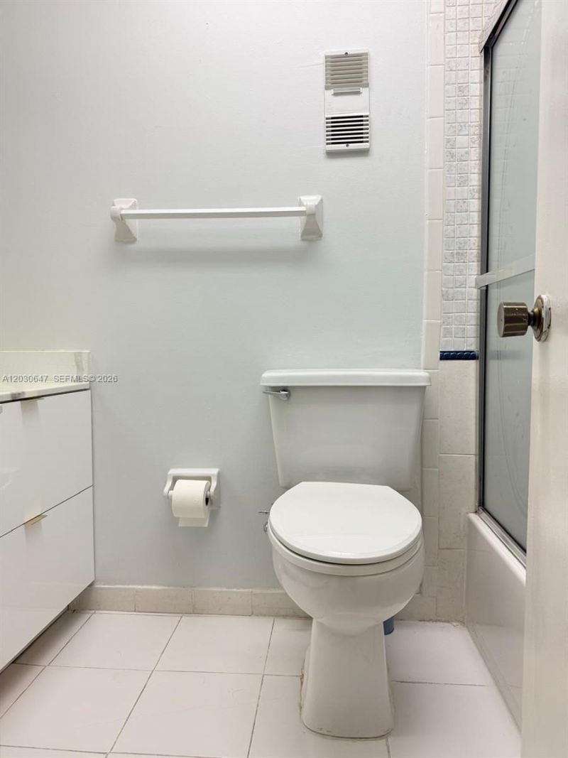 9420 W Flagler St , Unit 309, Miami, FL 33174 Photo