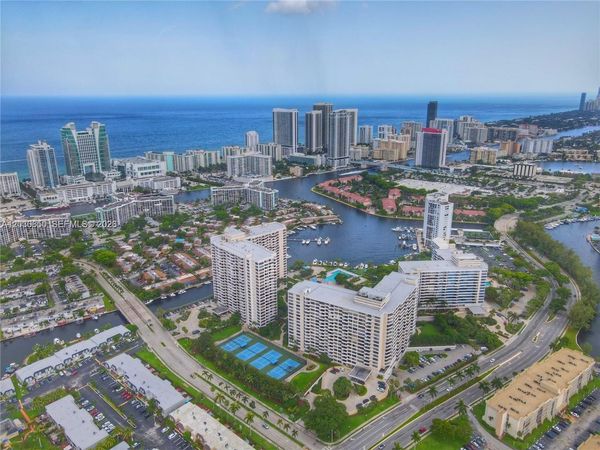 600 Three Islands Blvd , Unit 705, Hallandale Beach, FL 33009