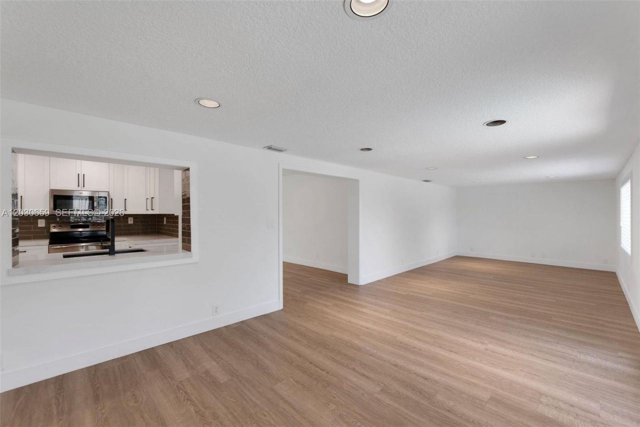 6341 NE 22nd Ave , Fort Lauderdale, FL 33308 Photo