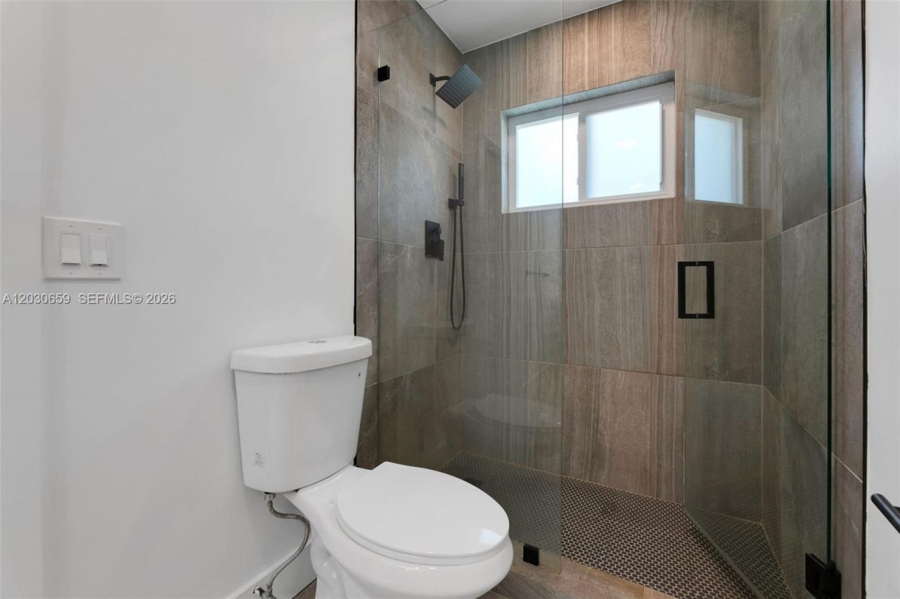 6341 NE 22nd Ave , Fort Lauderdale, FL 33308 Photo