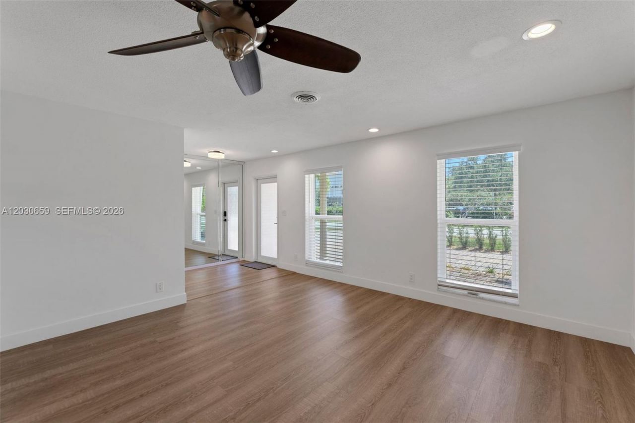 6341 NE 22nd Ave , Fort Lauderdale, FL 33308 Photo