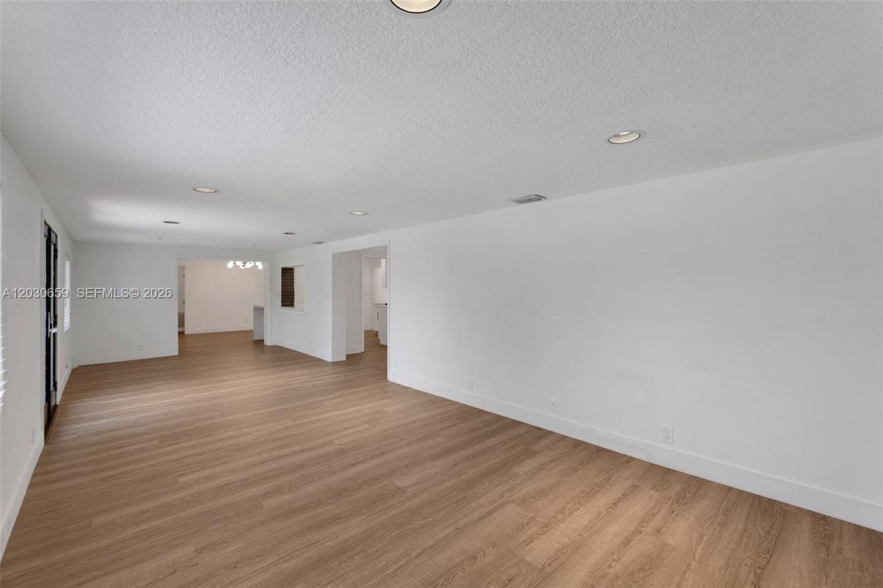 6341 NE 22nd Ave , Fort Lauderdale, FL 33308 Photo