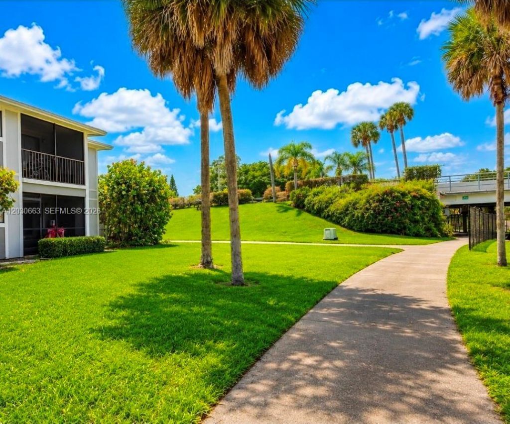 9707 Hammocks Blvd , Unit 103, Miami, FL 33196 Photo