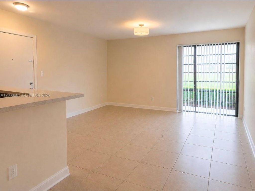 9707 Hammocks Blvd , Unit 103, Miami, FL 33196 Photo