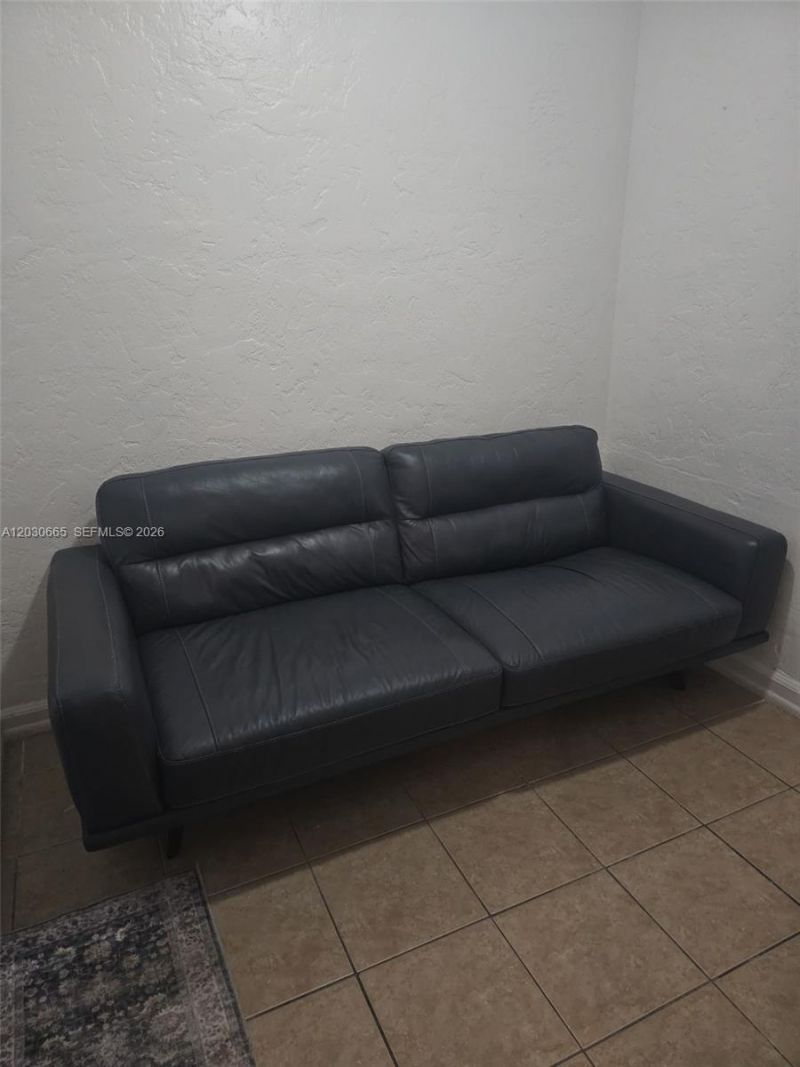 615 NE 4th St, Unit 2, Hallandale Beach, FL 33009 Photo