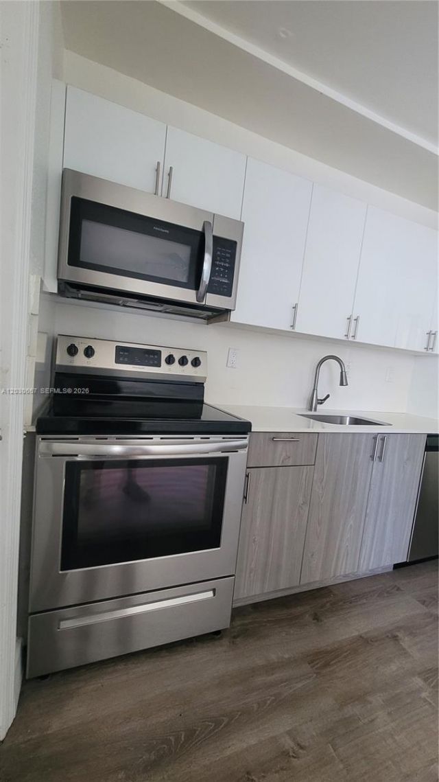 2150 SW 26th St, Unit 7, Miami, FL 33133 Photo
