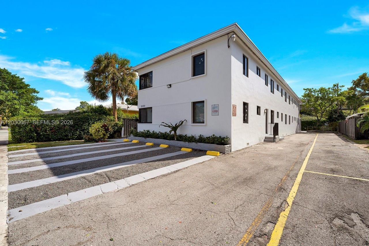 2150 SW 26th St, Unit 7, Miami, FL 33133 Photo