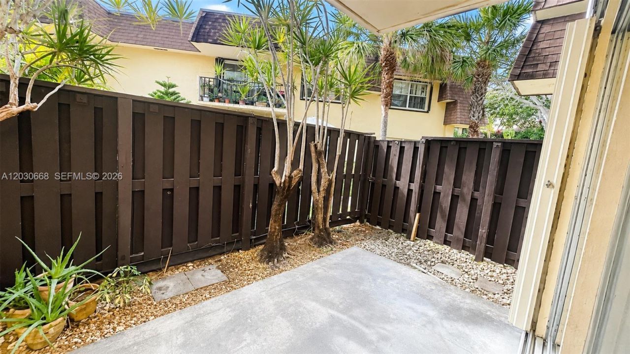 9100 SW 137th Ter, Unit 4-3, Miami, FL 33176 Photo