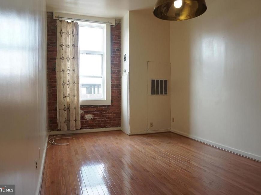 1010 00 Race Street, Unit 8I, Philadelphia, PA 19107 Main Photo