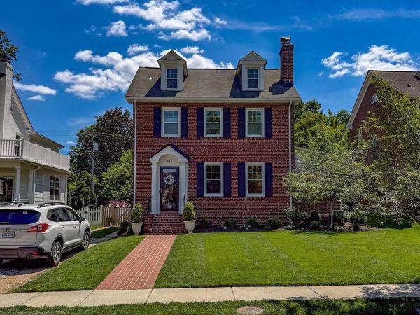 10 W OAK STREET , ALEXANDRIA, VA 22301