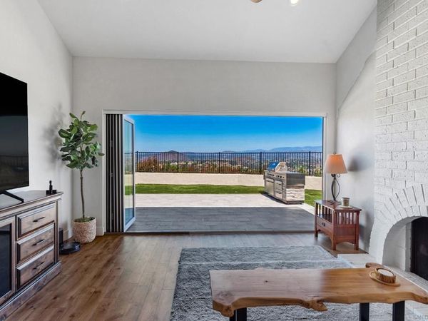16396 Avenida Suavidad , San Diego, CA 92128