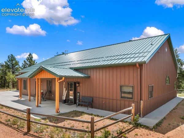 5542 North Road, Divide, CO 80814