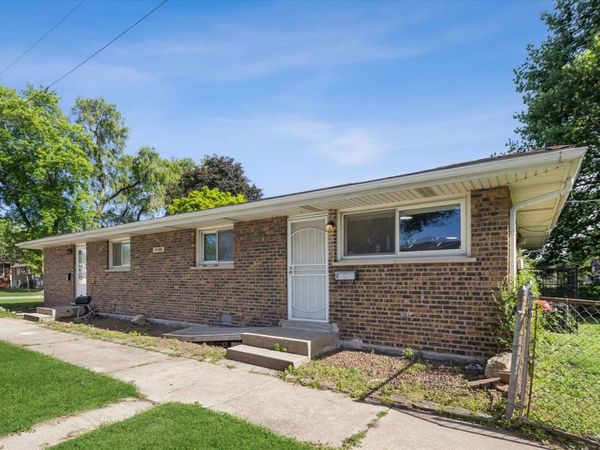 14000 S Hoxie Avenue , Burnham, IL 60633