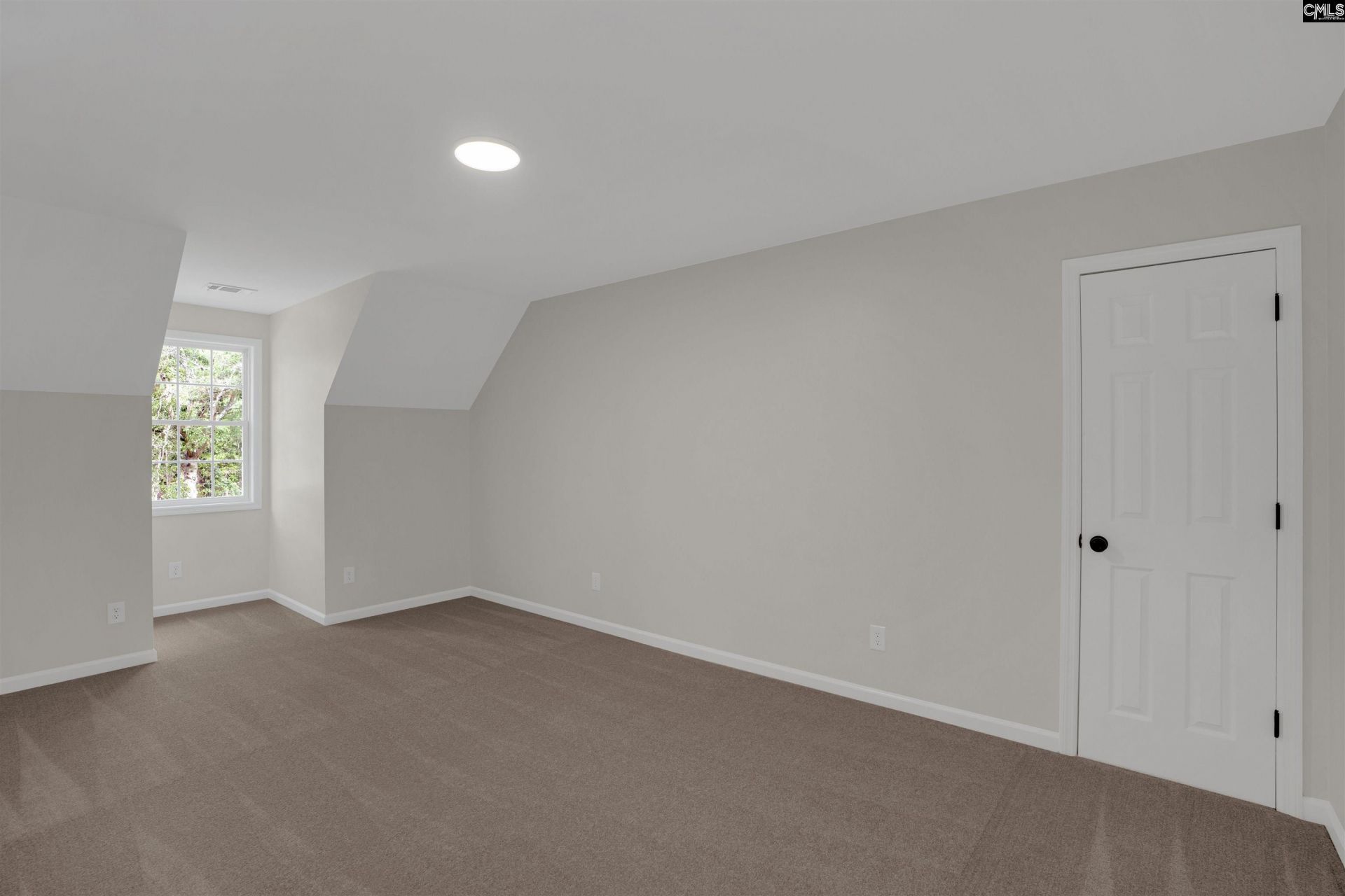 845 Ermine Road  Photo 28