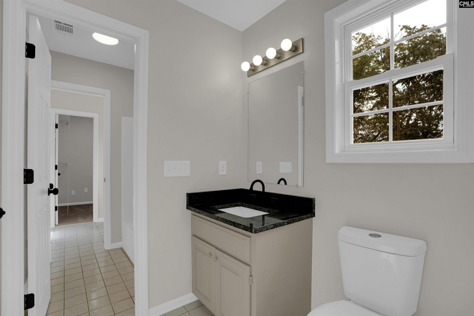 845 Ermine Road  Photo 29