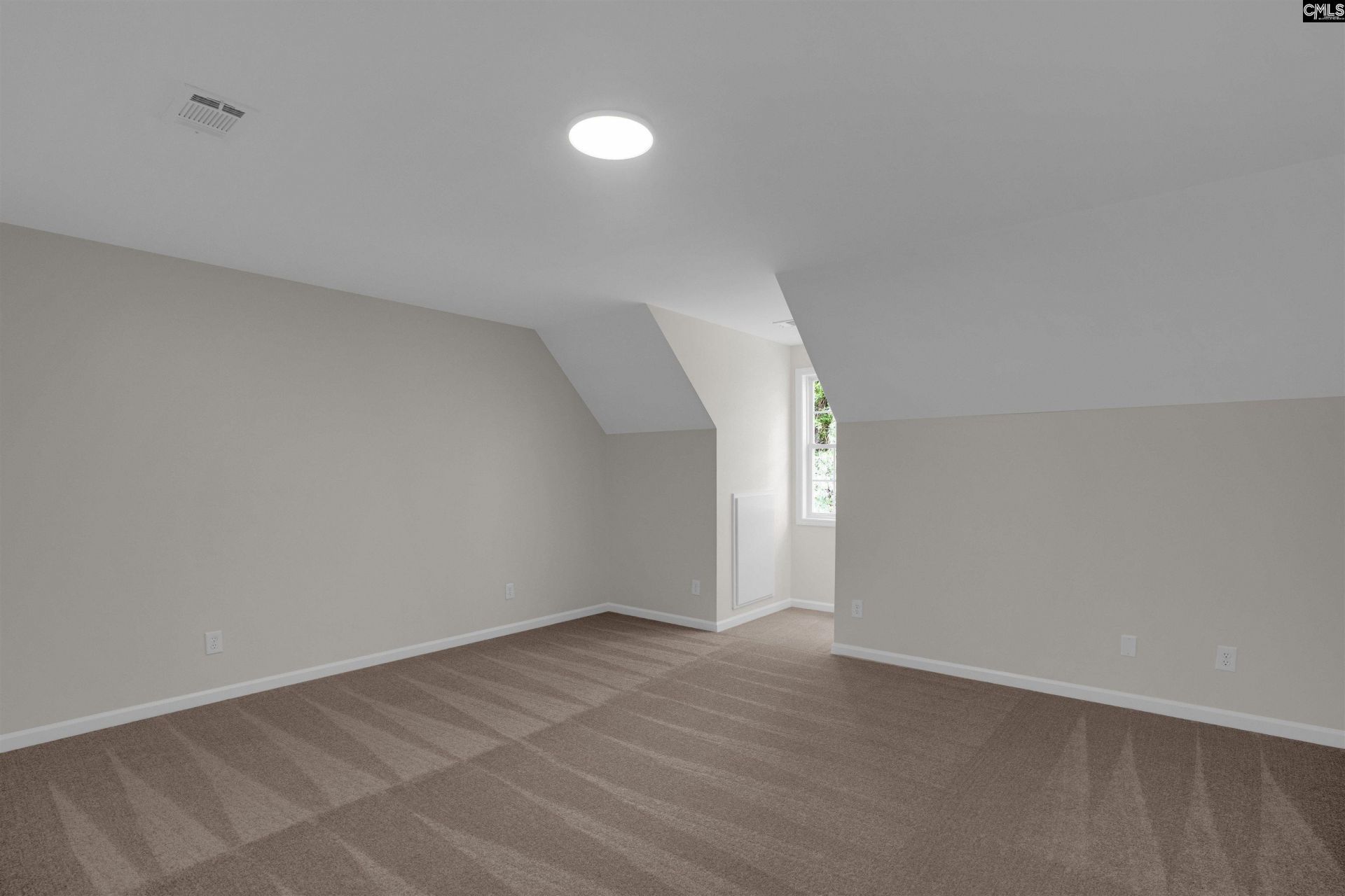 845 Ermine Road  Photo 30
