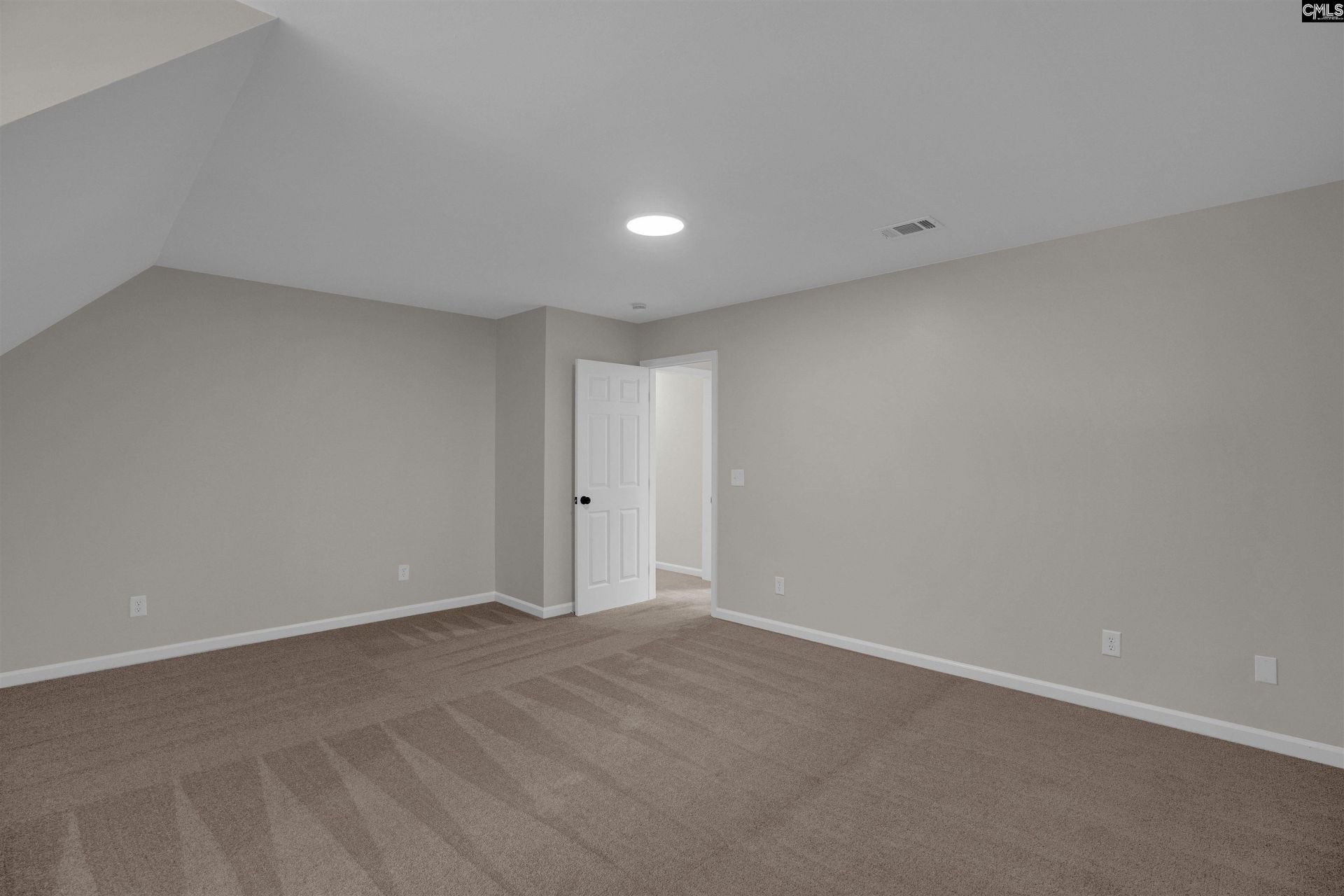 845 Ermine Road  Photo 31