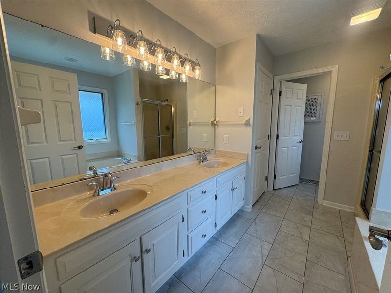 411 Danberry Drive, Wooster, OH 44691 Photo 27