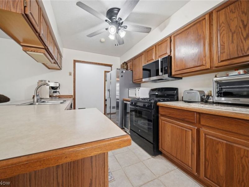 3210 Center Road, Ashtabula, OH 44004 Photo 11