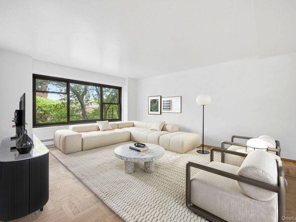 33-52 Crescent Street , Unit 4C, Astoria, NY 11106