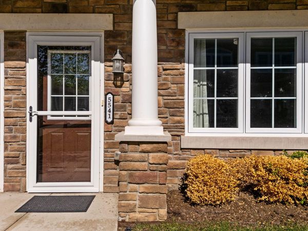 5541 Arbor Chase Drive, Unit 41, Ann Arbor, MI 48103