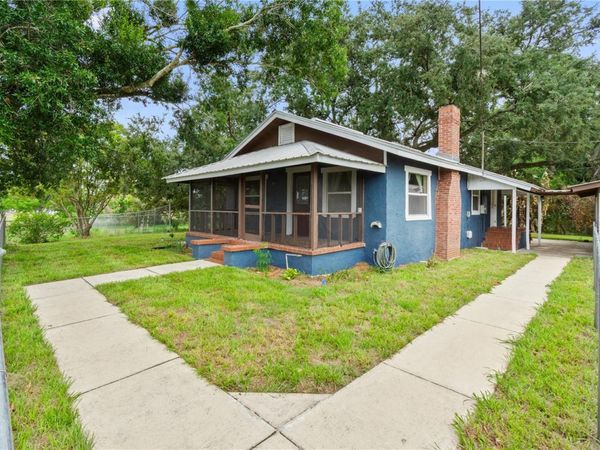 30 E 8TH STREET , FROSTPROOF, FL 33843