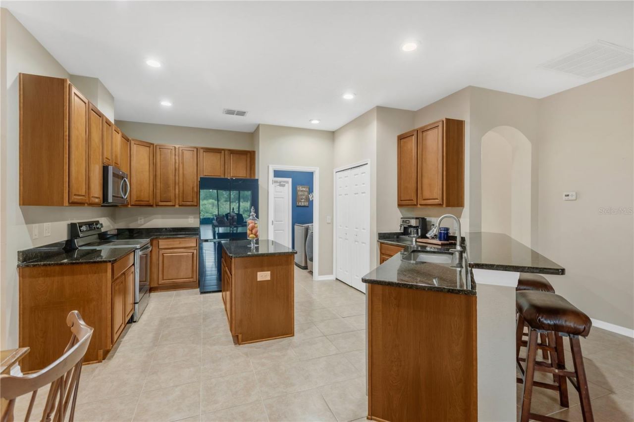 10859 Breaking Rocks Drive , Tampa, FL 33647 Photo
