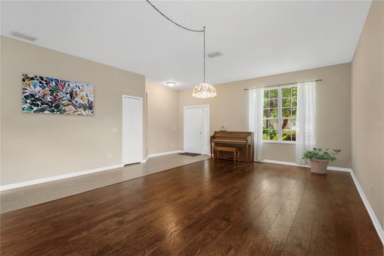 10859 Breaking Rocks Drive , Tampa, FL 33647 Photo