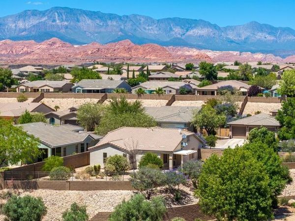 2556 E CANYON RANCH DR , Washington, UT 84780
