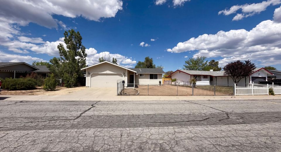 3325 Somerset Way, Carson City, NV 89705 Photo