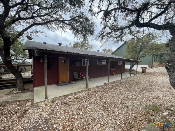 1221 Hallmark , Canyon Lake, TX 78133