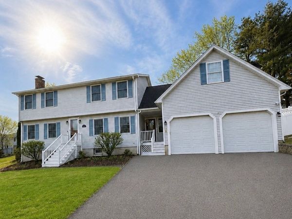 10 Amanda Way, Unit 10, Peabody, MA 01960