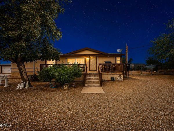 880 E 4TH Avenue, Apache Junction, AZ 85119