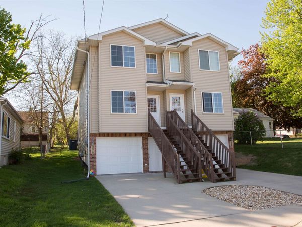 2678/2680 Beverly Avenue, Dubuque, IA 52001