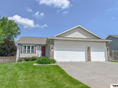 4548 W Ludwig Drive, Lincoln, NE 68528