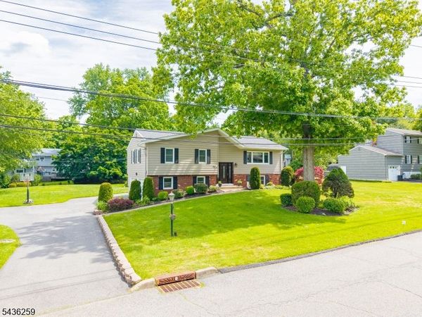 55 Marcia Rd, Ringwood, NJ 07456