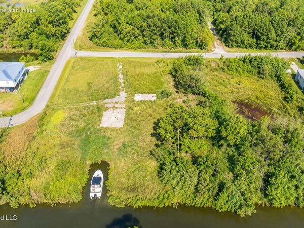 10010 E Bayou View Drive, Bay Saint Louis, MS 39520