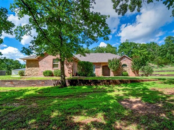 900487 S Oak Hill Drive, Chandler, OK 74834