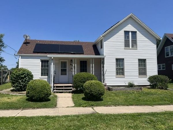 610 W Central Boulevard, Kewanee, IL 61443