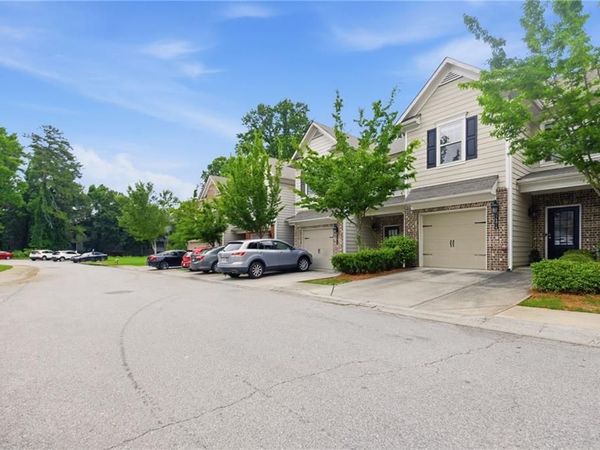 7174 Kingswood Run Drive , Atlanta, GA 30340