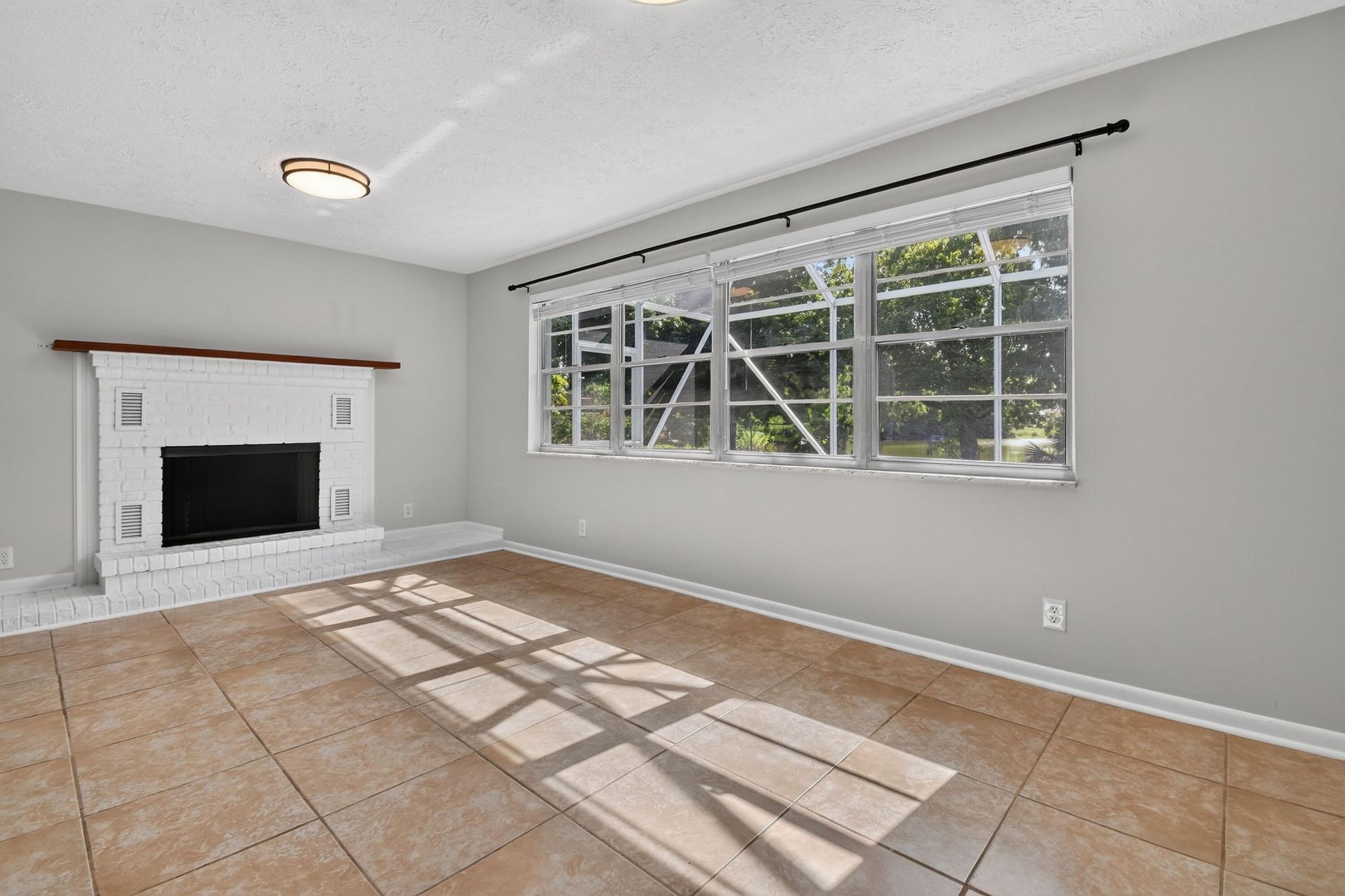 1317 Willow Road, West Palm Beach, FL 33406 Photo
