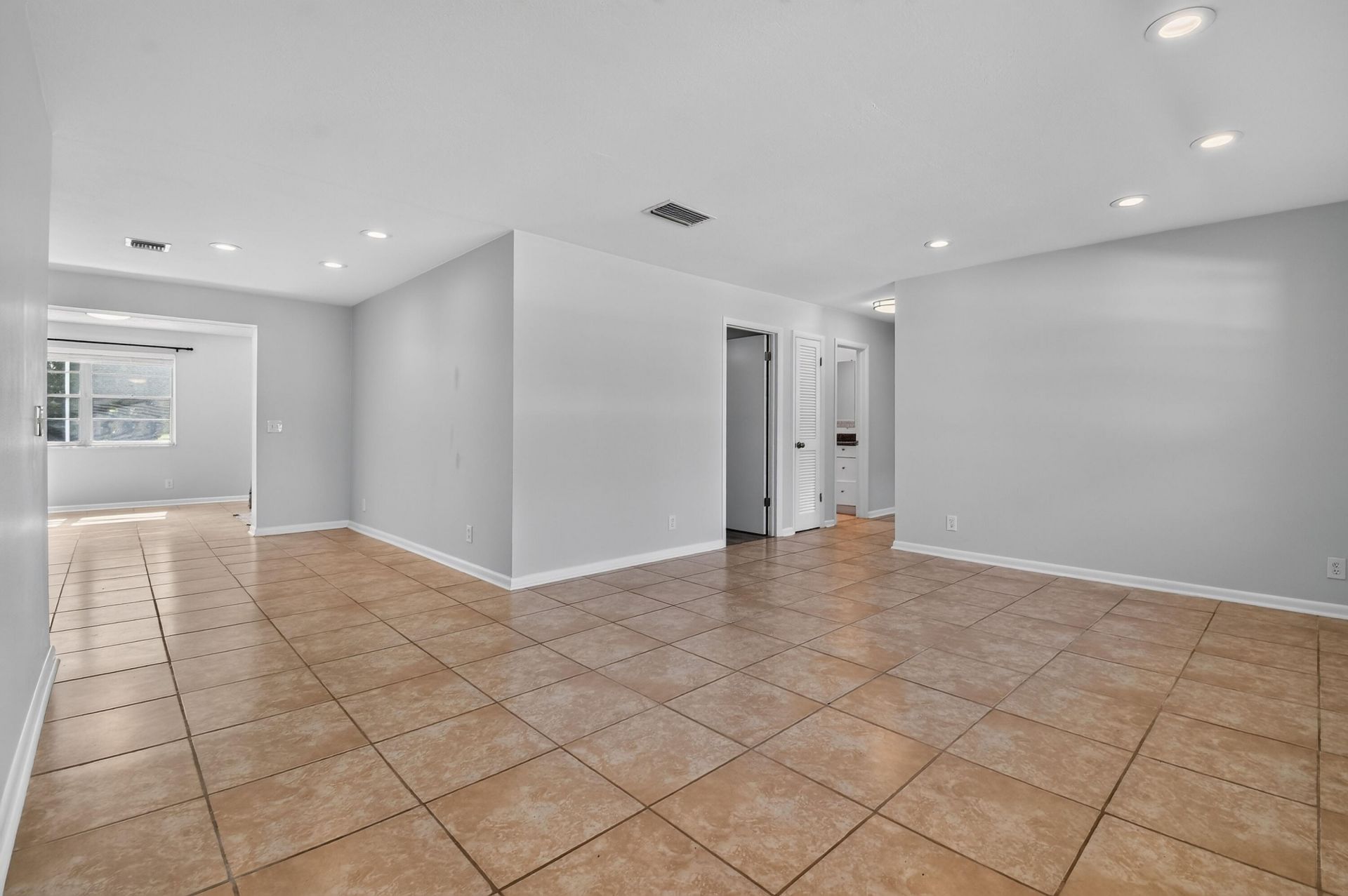 1317 Willow Road, West Palm Beach, FL 33406 Photo