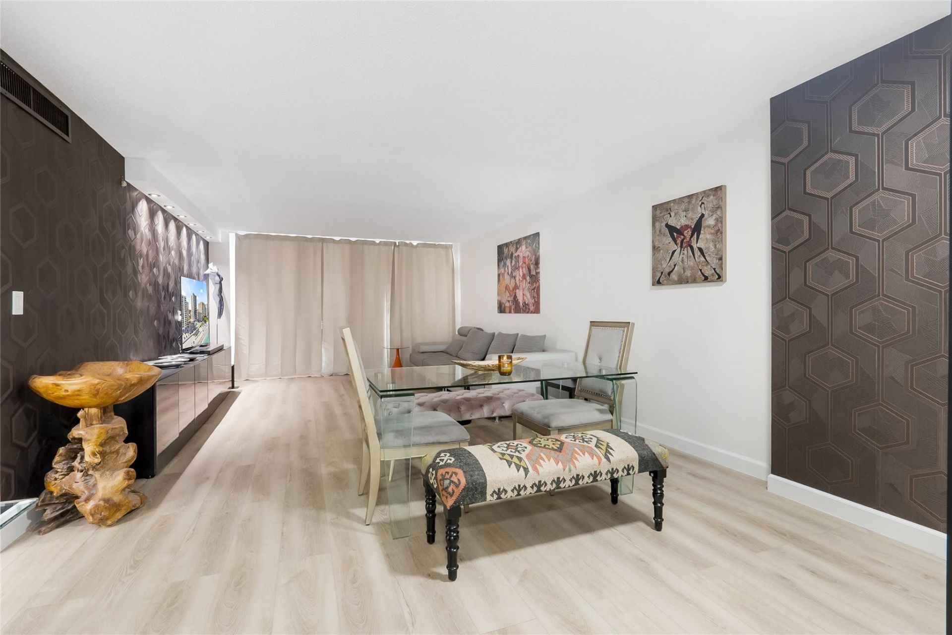 3140 S Ocean Drive, Unit 208, Hallandale Beach, FL 33009 Photo