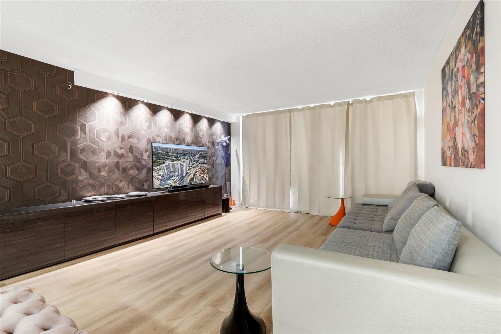 3140 S Ocean Drive, Unit 208, Hallandale Beach, FL 33009 Photo