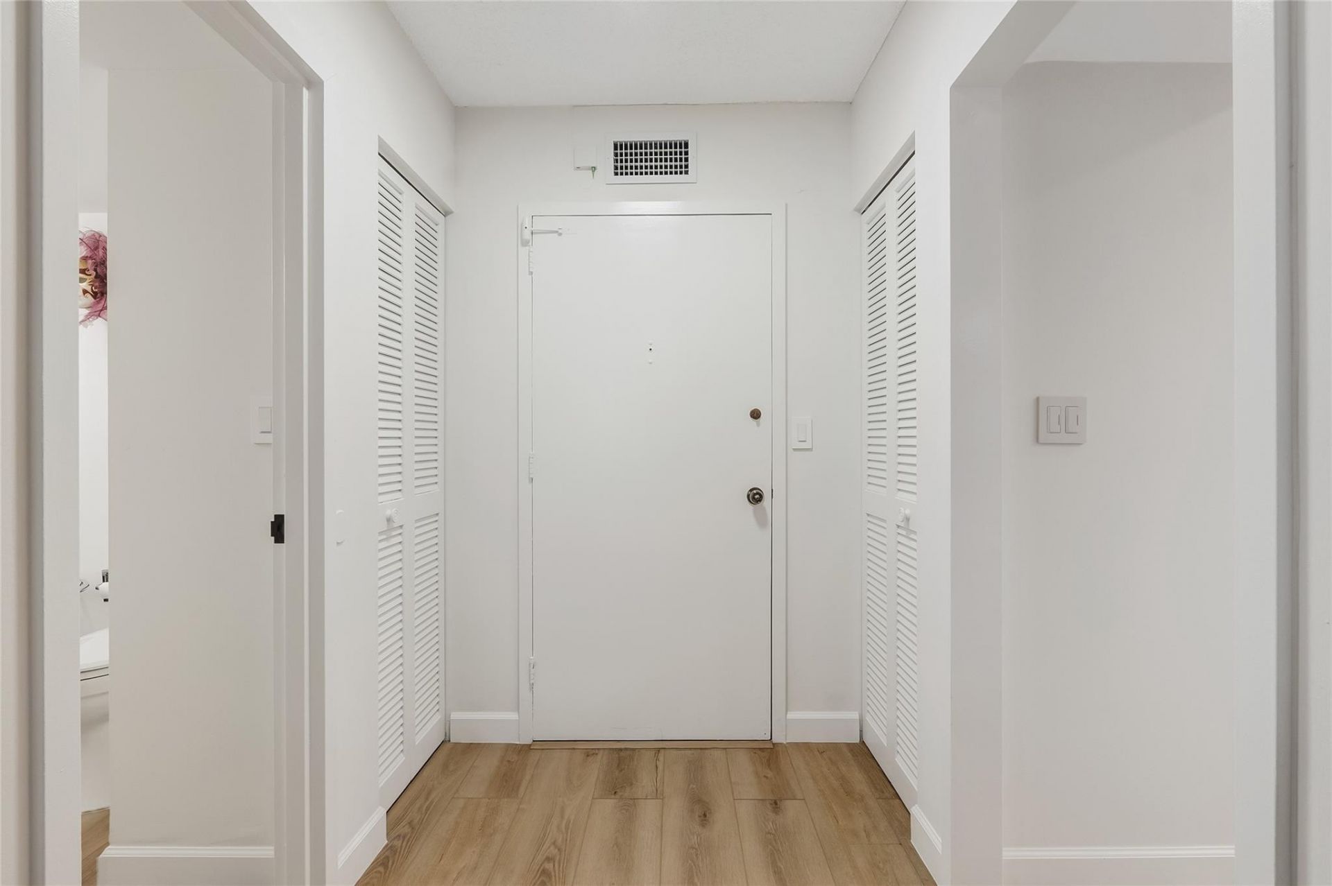 3140 S Ocean Drive, Unit 208, Hallandale Beach, FL 33009 Photo